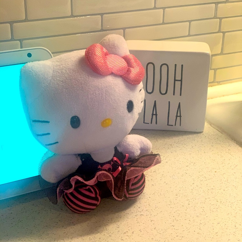 Hello Kitty
